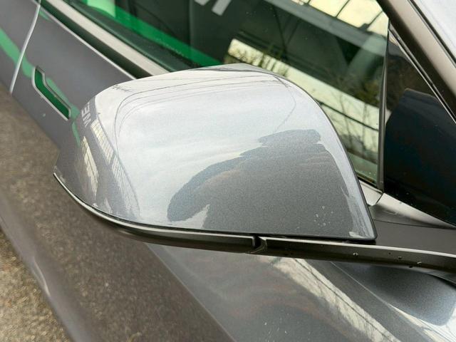 �k�d�c�w�b�h���C�g���ځB�铹�����邭�Ƃ炵�܂��B