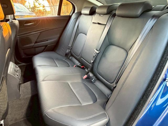 �A�N�Z�X�́A�ɐ��p�ݎ����ԓ��y�L�c��C���^�[�z���~��ē��ɂR�D�S�����B�s���{�����T�U���������B