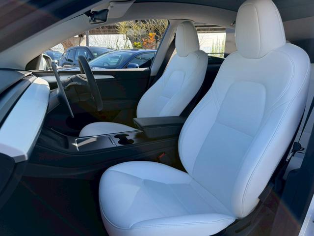 �A�N�Z�X�́A�ɐ��p�ݎ����ԓ��y�L�c��C���^�[�z���~��ē��ɂR�D�S�����B�s���{�����T�U���������B