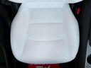 【運転席シート座面】