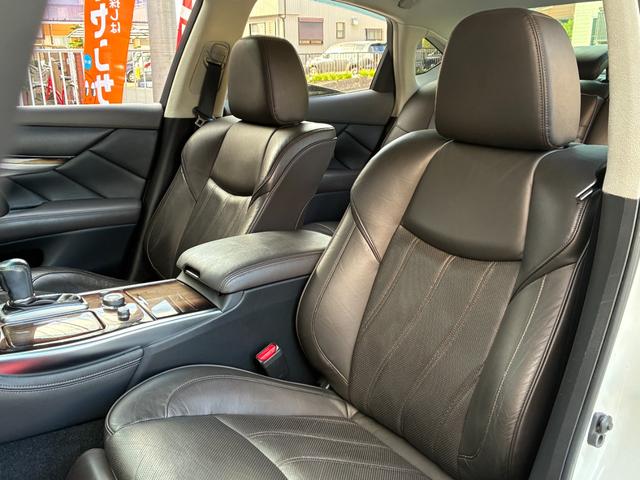 フーガハイブリッド ＶＩＰパッケージ　車検２年付　革シート　メーカーナビ　バックカメラ　レーダークルコン　衝突被害軽減ブレーキ　シートヒーター＆クーラー　クリアランスソナー　フルセグＴＶ　スマートキー　ＥＴＣ　純正１８インチアルミホイール（38枚目）