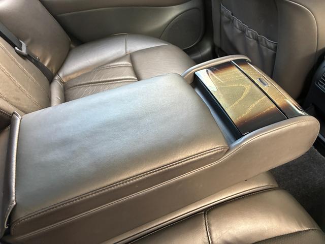 フーガハイブリッド ＶＩＰパッケージ　車検２年付　革シート　メーカーナビ　バックカメラ　レーダークルコン　衝突被害軽減ブレーキ　シートヒーター＆クーラー　クリアランスソナー　フルセグＴＶ　スマートキー　ＥＴＣ　純正１８インチアルミホイール（42枚目）