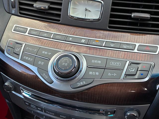 フーガハイブリッド ＶＩＰパッケージ　車検２年付　革シート　メーカーナビ　バックカメラ　レーダークルコン　衝突被害軽減ブレーキ　シートヒーター＆クーラー　クリアランスソナー　フルセグＴＶ　スマートキー　ＥＴＣ　純正１８インチアルミホイール（59枚目）