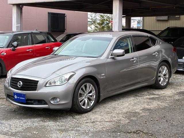 NISSAN FUGA HYBRID VIP PACKAGE