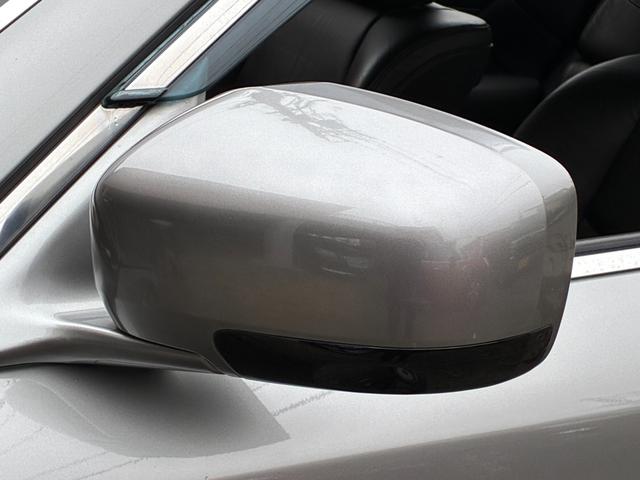 NISSAN FUGA HYBRID VIP PACKAGE