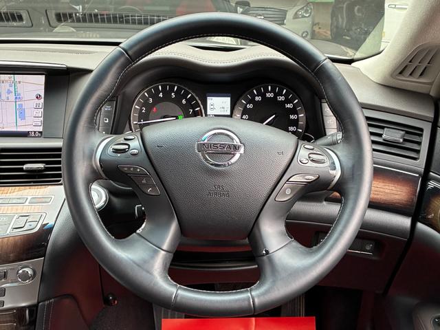 NISSAN FUGA HYBRID VIP PACKAGE