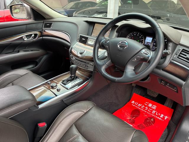 NISSAN FUGA HYBRID VIP PACKAGE
