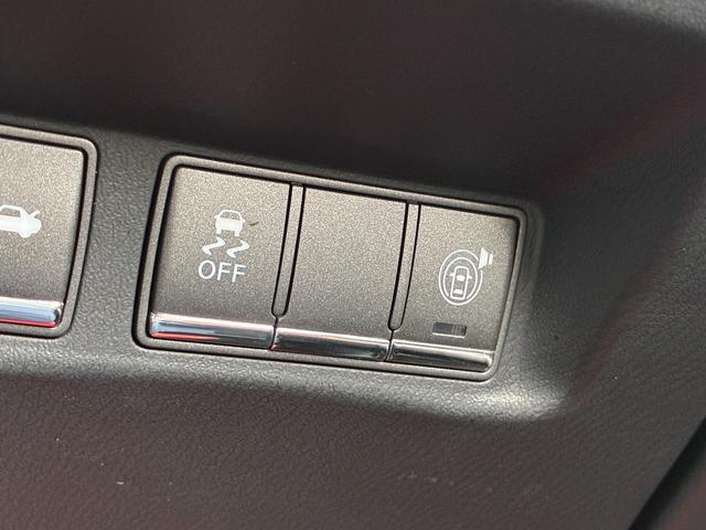 NISSAN FUGA HYBRID VIP PACKAGE