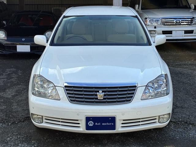 TOYOTA CROWN ROYAL SALOON PREMIUM EDITION