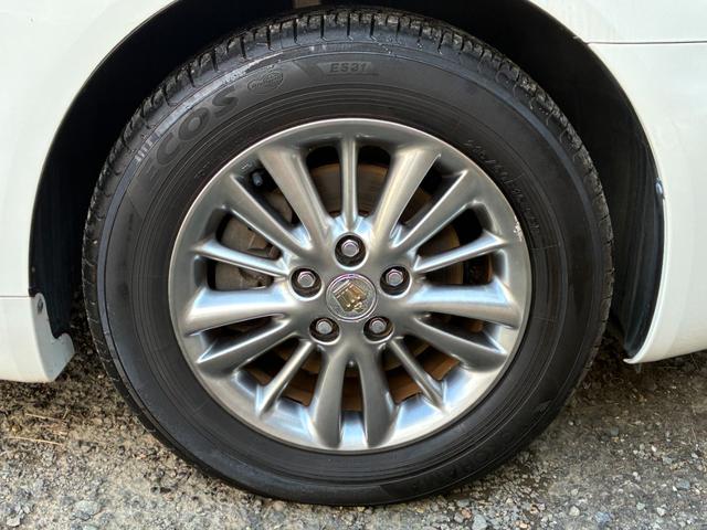 TOYOTA CROWN ROYAL SALOON PREMIUM EDITION