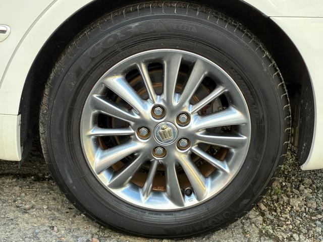 TOYOTA CROWN ROYAL SALOON PREMIUM EDITION