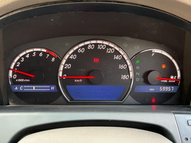 TOYOTA CROWN ROYAL SALOON PREMIUM EDITION