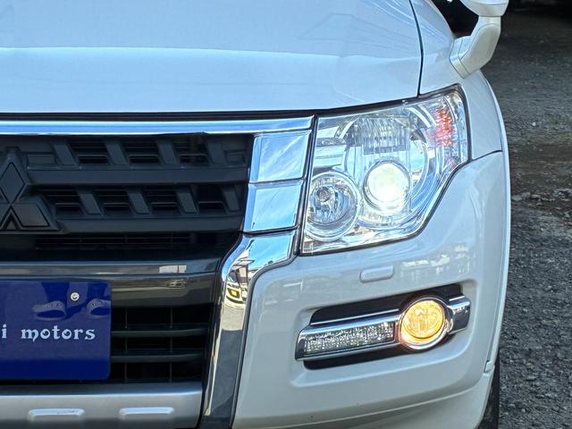 パジェロ ロング エクシード ディーゼルターボ 4WD KENWOODナビ バックモニター Bluetoothオーディオ シートヒーター ETC クルーズコントロール 三列シート フルフラット AC100V電源 キーレス(23枚目)