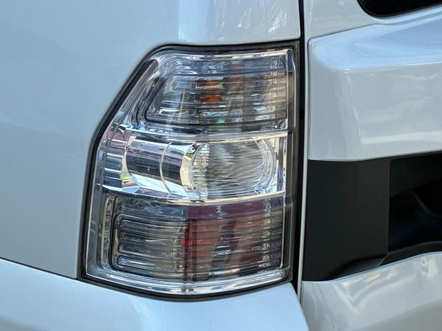 パジェロ ロング エクシード ディーゼルターボ 4WD KENWOODナビ バックモニター Bluetoothオーディオ シートヒーター ETC クルーズコントロール 三列シート フルフラット AC100V電源 キーレス(36枚目)