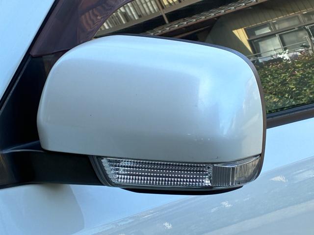 パジェロ ロング エクシード ディーゼルターボ 4WD KENWOODナビ バックモニター Bluetoothオーディオ シートヒーター ETC クルーズコントロール 三列シート フルフラット AC100V電源 キーレス(37枚目)