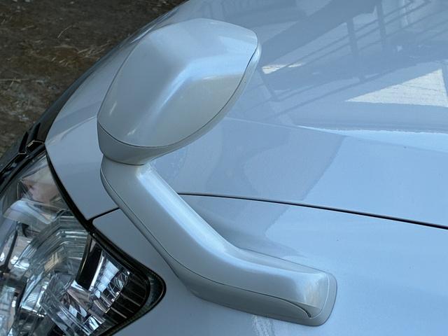 パジェロ ロング エクシード ディーゼルターボ 4WD KENWOODナビ バックモニター Bluetoothオーディオ シートヒーター ETC クルーズコントロール 三列シート フルフラット AC100V電源 キーレス(41枚目)