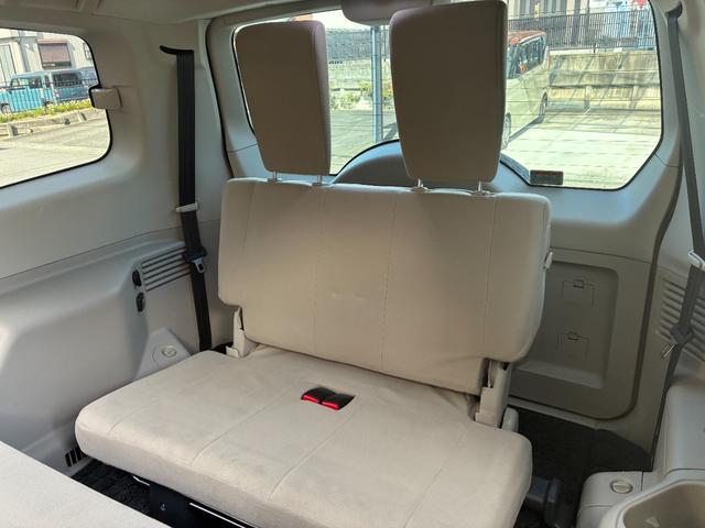 パジェロ ロング エクシード ディーゼルターボ 4WD KENWOODナビ バックモニター Bluetoothオーディオ シートヒーター ETC クルーズコントロール 三列シート フルフラット AC100V電源 キーレス(49枚目)