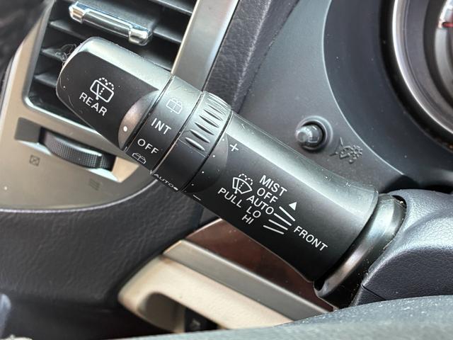 パジェロ ロング エクシード ディーゼルターボ 4WD KENWOODナビ バックモニター Bluetoothオーディオ シートヒーター ETC クルーズコントロール 三列シート フルフラット AC100V電源 キーレス(58枚目)