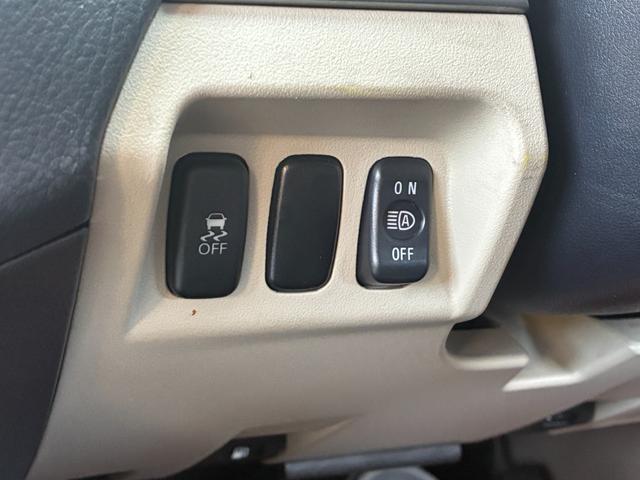 パジェロ ロング エクシード ディーゼルターボ 4WD KENWOODナビ バックモニター Bluetoothオーディオ シートヒーター ETC クルーズコントロール 三列シート フルフラット AC100V電源 キーレス(60枚目)