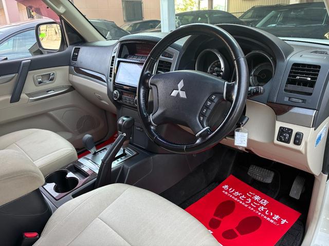 パジェロ ロング エクシード ディーゼルターボ 4WD KENWOODナビ バックモニター Bluetoothオーディオ シートヒーター ETC クルーズコントロール 三列シート フルフラット AC100V電源 キーレス(68枚目)