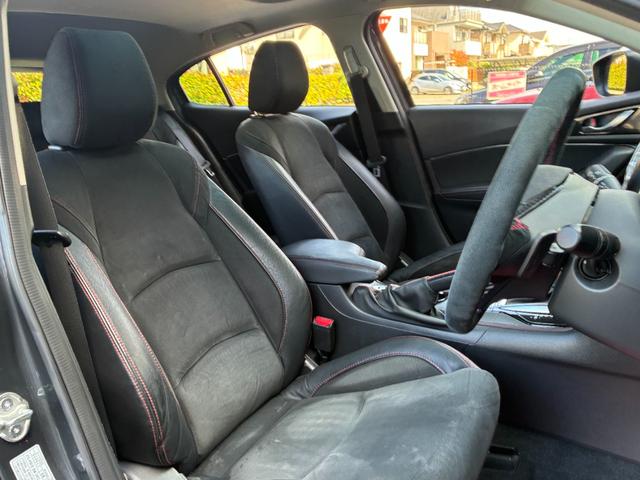 アクセラスポーツ XD ディーゼルターボ サンルーフ BOSEスピーカー 衝突被害軽減ブレーキ レーダークルーズコントロール 18インチブラックAW RVM バックモニター 電動シート メーカーナビ ハーフレザーシート(13枚目)