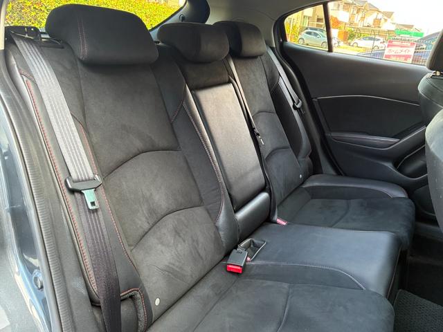 アクセラスポーツ XD ディーゼルターボ サンルーフ BOSEスピーカー 衝突被害軽減ブレーキ レーダークルーズコントロール 18インチブラックAW RVM バックモニター 電動シート メーカーナビ ハーフレザーシート(14枚目)