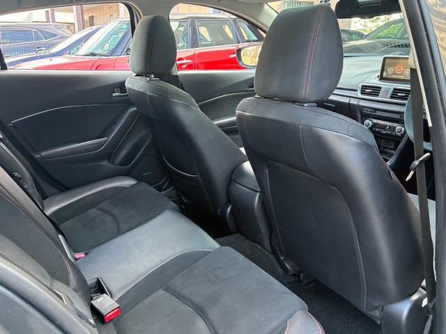 アクセラスポーツ XD ディーゼルターボ サンルーフ BOSEスピーカー 衝突被害軽減ブレーキ レーダークルーズコントロール 18インチブラックAW RVM バックモニター 電動シート メーカーナビ ハーフレザーシート(48枚目)