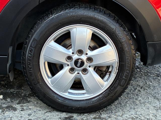 MINI クーパー 5ドア メーカーHDDナビ ドライビングモード ETC キーレス オートヘッドライト オートワイパー ストレージコンパートメントPKG 純正アルミホイール ドラレコ アームレスト アンビエントライト(29枚目)