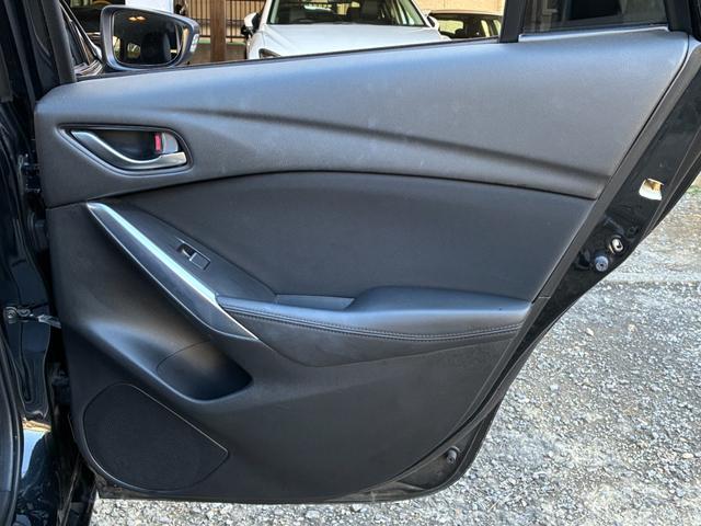 アテンザワゴン XD プロアクティブ メーカーナビ 純正SDナビ バックモニター クルーズコントロール スマートキー 19インチアルミホイール 地デジTV Bluetoothオーディオ パドルシフト BSM 車線逸脱警報 エアロパーツ(54枚目)