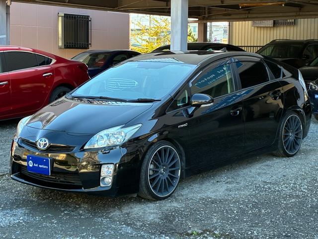 プリウス Ｓツーリングセレクション　純正ナビ　バックモニター　ＴＥＩＮ／ＦＲＥＸＺ車高調　ｆｅｎｉｃｅ１９インチアルミホイール　ＥＴＣ　フルセグＴＶ　Ｂｌｕｅｔｏｏｔｈオーディオ　オートヘッドライト　スペアタイヤ　オートＡＣ（15枚目）