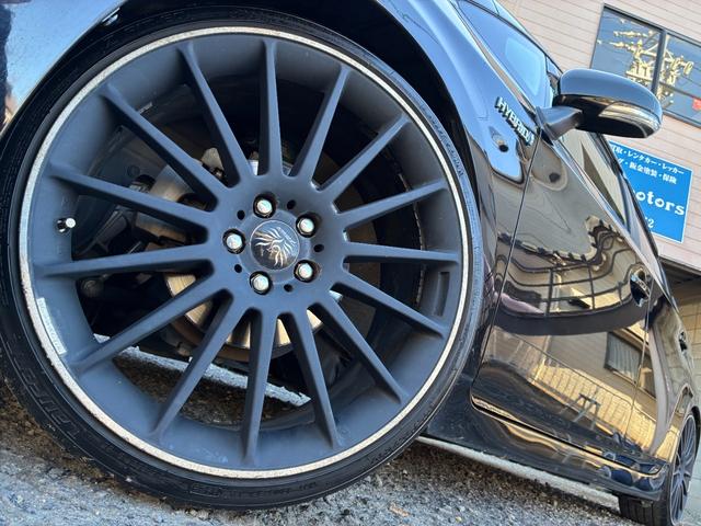 プリウス Ｓツーリングセレクション　純正ナビ　バックモニター　ＴＥＩＮ／ＦＲＥＸＺ車高調　ｆｅｎｉｃｅ１９インチアルミホイール　ＥＴＣ　フルセグＴＶ　Ｂｌｕｅｔｏｏｔｈオーディオ　オートヘッドライト　スペアタイヤ　オートＡＣ（24枚目）