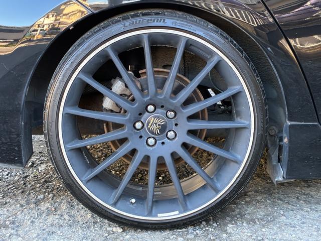 プリウス Ｓツーリングセレクション　純正ナビ　バックモニター　ＴＥＩＮ／ＦＲＥＸＺ車高調　ｆｅｎｉｃｅ１９インチアルミホイール　ＥＴＣ　フルセグＴＶ　Ｂｌｕｅｔｏｏｔｈオーディオ　オートヘッドライト　スペアタイヤ　オートＡＣ（25枚目）