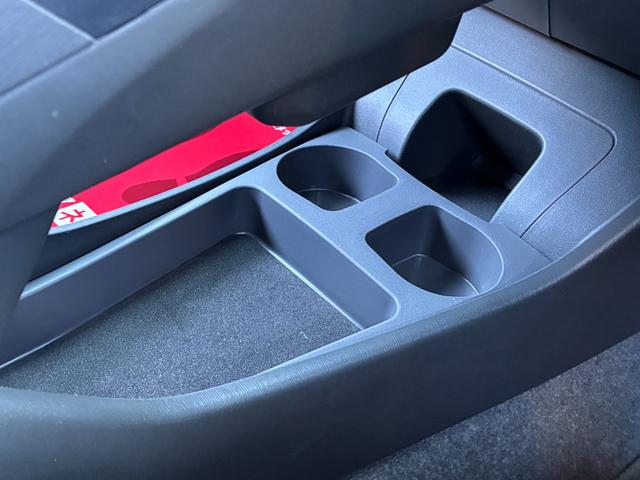 プリウス Ｓツーリングセレクション　純正ナビ　バックモニター　ＴＥＩＮ／ＦＲＥＸＺ車高調　ｆｅｎｉｃｅ１９インチアルミホイール　ＥＴＣ　フルセグＴＶ　Ｂｌｕｅｔｏｏｔｈオーディオ　オートヘッドライト　スペアタイヤ　オートＡＣ（59枚目）