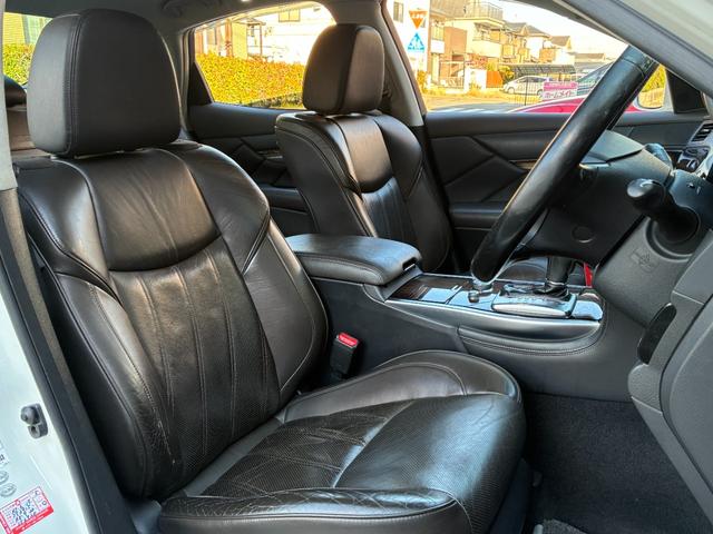 フーガハイブリッド VIPパッケージ OPフロントバンパー 純正20インチアルミホイール メーカーナビ バックカメラ フルセグTV 本革シート BOSEサウンドシステム インテリジェントクルコン シートメモリー シートヒーター&クーラー(14枚目)