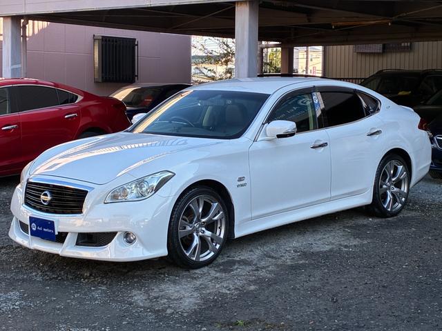 フーガハイブリッド VIPパッケージ OPフロントバンパー 純正20インチアルミホイール メーカーナビ バックカメラ フルセグTV 本革シート BOSEサウンドシステム インテリジェントクルコン シートメモリー シートヒーター&クーラー(19枚目)