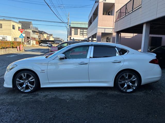 フーガハイブリッド VIPパッケージ OPフロントバンパー 純正20インチアルミホイール メーカーナビ バックカメラ フルセグTV 本革シート BOSEサウンドシステム インテリジェントクルコン シートメモリー シートヒーター&クーラー(20枚目)