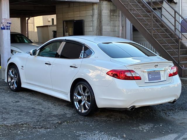 フーガハイブリッド VIPパッケージ OPフロントバンパー 純正20インチアルミホイール メーカーナビ バックカメラ フルセグTV 本革シート BOSEサウンドシステム インテリジェントクルコン シートメモリー シートヒーター&クーラー(24枚目)