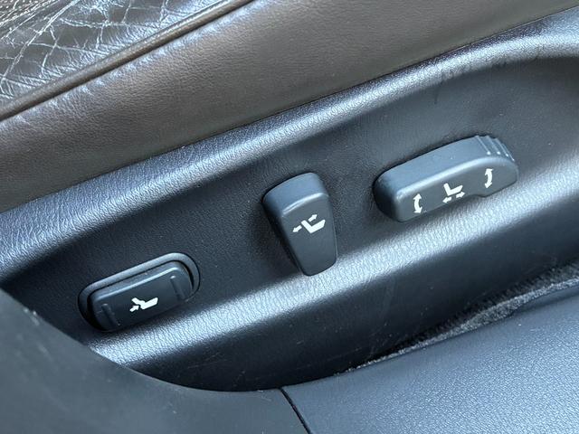 フーガハイブリッド VIPパッケージ OPフロントバンパー 純正20インチアルミホイール メーカーナビ バックカメラ フルセグTV 本革シート BOSEサウンドシステム インテリジェントクルコン シートメモリー シートヒーター&クーラー(48枚目)