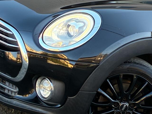 ＭＩＮＩ クーパーＤ　クラブマン　ディーゼル　タッチパネルナビ　純正バックモニター　ミラー一体型ＥＴＣ　スマートキー　クルーズコントロール　バックソナー　ストレージコンパートメントＰＫＧ　Ｂｌｕｅｔｏｏｔｈオーディオ　アイドリングＳ（24枚目）