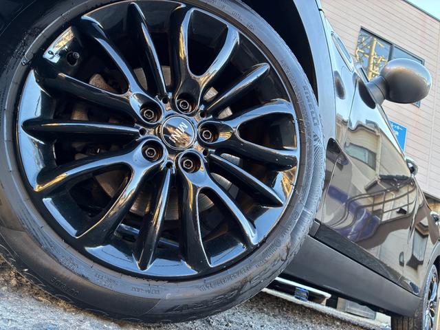 ＭＩＮＩ クーパーＤ　クラブマン　ディーゼル　タッチパネルナビ　純正バックモニター　ミラー一体型ＥＴＣ　スマートキー　クルーズコントロール　バックソナー　ストレージコンパートメントＰＫＧ　Ｂｌｕｅｔｏｏｔｈオーディオ　アイドリングＳ（25枚目）