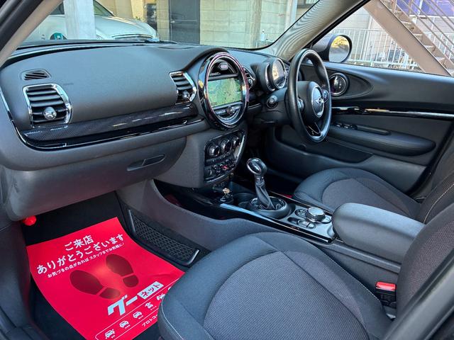 ＭＩＮＩ クーパーＤ　クラブマン　ディーゼル　タッチパネルナビ　純正バックモニター　ミラー一体型ＥＴＣ　スマートキー　クルーズコントロール　バックソナー　ストレージコンパートメントＰＫＧ　Ｂｌｕｅｔｏｏｔｈオーディオ　アイドリングＳ（47枚目）