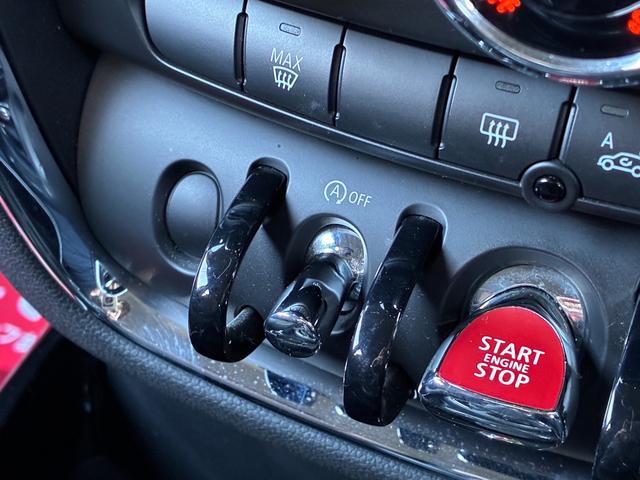 ＭＩＮＩ クーパーＤ　クラブマン　ディーゼル　タッチパネルナビ　純正バックモニター　ミラー一体型ＥＴＣ　スマートキー　クルーズコントロール　バックソナー　ストレージコンパートメントＰＫＧ　Ｂｌｕｅｔｏｏｔｈオーディオ　アイドリングＳ（60枚目）