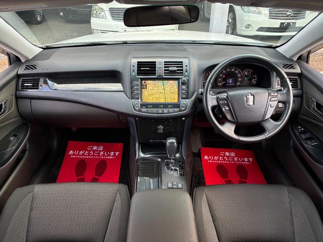 クラウン 2.5アスリート アニバーサリーエディション WORK19インチアルミホイール TEIN車高調ローダウン メーカーナビ バックカメラ フルセグTV クルーズコントロール スマートキー パワーシート サイドカメラ ETC クリアランスソナー HID(2枚目)