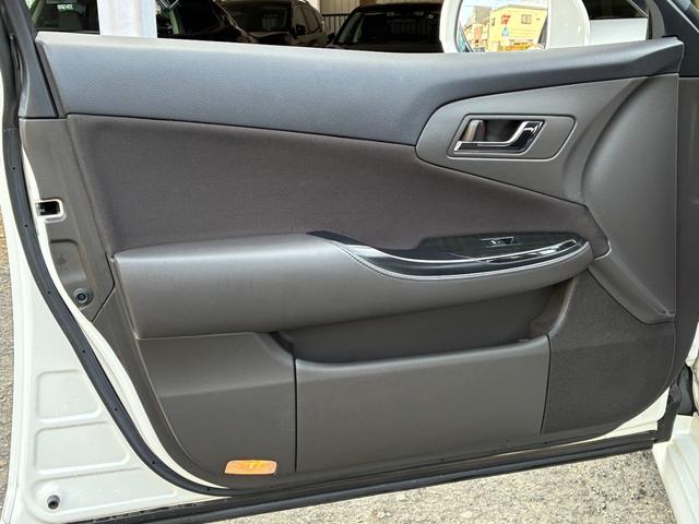 クラウン 2.5アスリート アニバーサリーエディション WORK19インチアルミホイール TEIN車高調ローダウン メーカーナビ バックカメラ フルセグTV クルーズコントロール スマートキー パワーシート サイドカメラ ETC クリアランスソナー HID(75枚目)