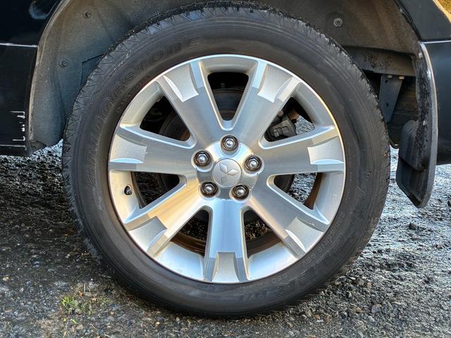 デリカD:5 G パワーパッケージ 4WD アルパイン8インチナビ フリップダウンモニター 両側電動スライドドア クルーズコントロール 7人乗り パドルシフト 純正18インチアルミホイール バックモニター フルセグTV DVD再生可(30枚目)