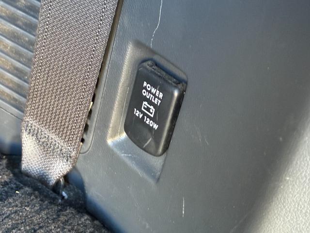 デリカD:5 G パワーパッケージ 4WD アルパイン8インチナビ フリップダウンモニター 両側電動スライドドア クルーズコントロール 7人乗り パドルシフト 純正18インチアルミホイール バックモニター フルセグTV DVD再生可(45枚目)