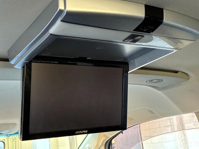 デリカD:5 G パワーパッケージ 4WD アルパイン8インチナビ フリップダウンモニター 両側電動スライドドア クルーズコントロール 7人乗り パドルシフト 純正18インチアルミホイール バックモニター フルセグTV DVD再生可(48枚目)