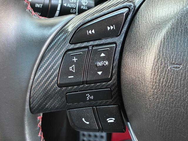 MAZDA AXELA SPORT XD