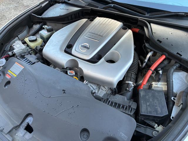 フーガハイブリッド ベースグレード 本革PKG BOSEサウンドシステム 純正ナビ バックモニター フロント&サイドカメラ レーダークルコン シートヒーター&クーラー フルセグTV ETC 純正18インチAW シートメモリー HID(77枚目)