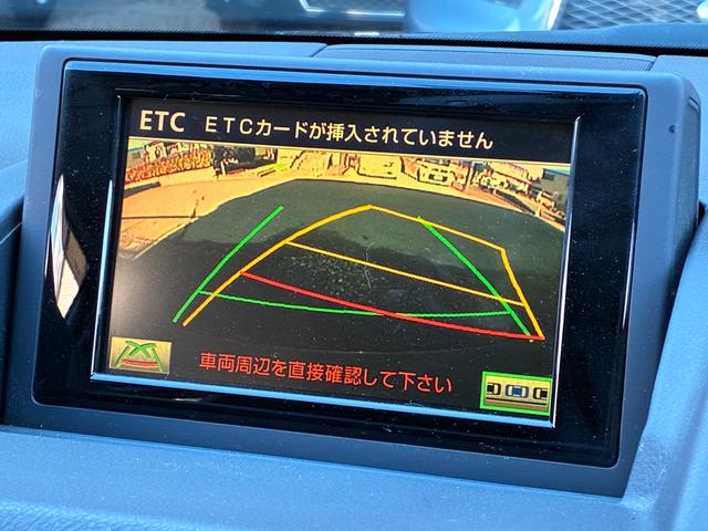 �u�t���J���[�o�b�N���j�^�[�v�𑕔��Œ��Ԃ����ȕ��ł����S�ł��B�n���h���̓����ɍ��킹���K�C�h�����������܂��I